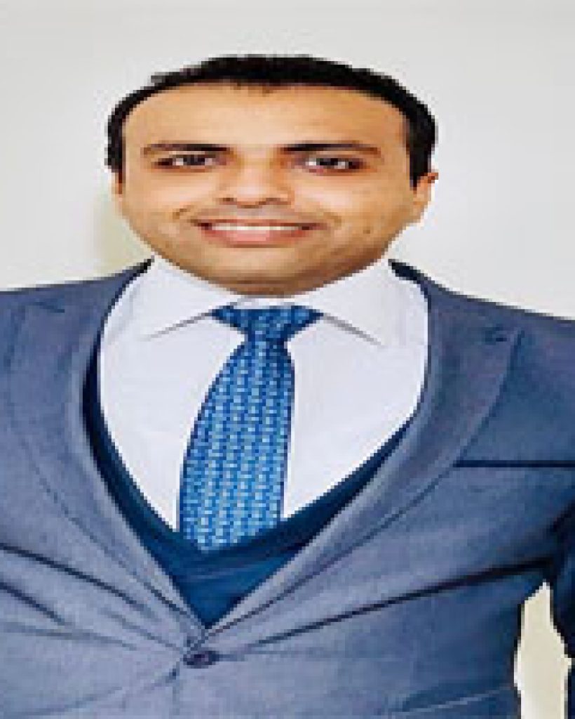 الدكتور كريم فتحي 2